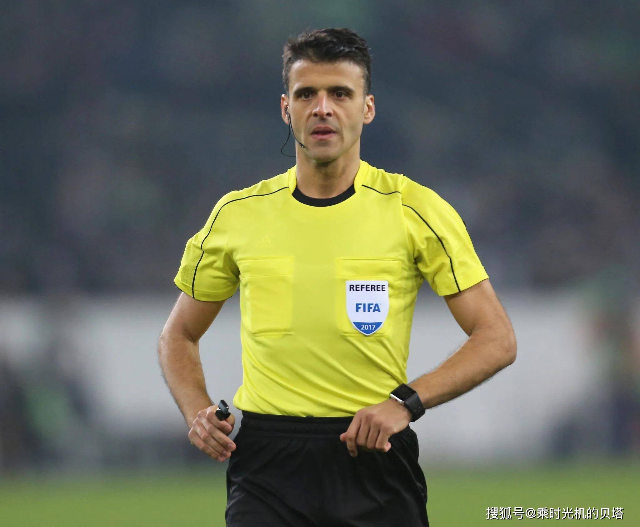 乐鱼app-欧联转会期再迎强敌，费耶诺德伤情更新，主帅态度：话题不断，临场指挥获称赞的简单介绍