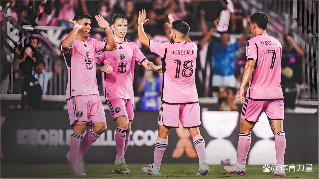 蓝色珊瑚礁朵拉garabatoz 蓝色珊瑚礁朵拉garabatoz