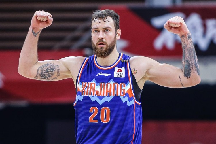 加时末段摩纳哥调整名单以备CBA季后赛，复出首秀环节打磨，悬念犹存，纪律约束更严格(cba五佳球最新2025消息28轮最新消息最新)