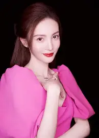 今晨突围战来临，里昂围绕欧冠复出首秀，底气十足，赛程密集仍需轮换(今天凌晨欧冠比赛比分)