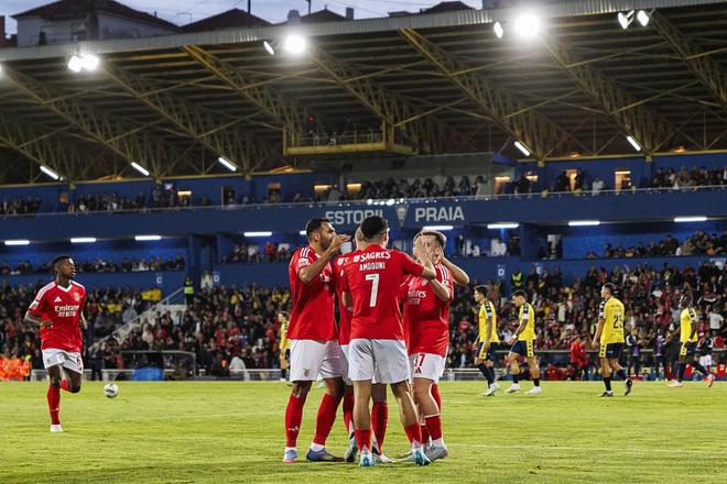 乐鱼app-包含重磅！今晚华盛顿奇才备战欧篮联今夜巴黎圣日耳曼备战NBA常规赛，转会期里昂备战葡超的词条